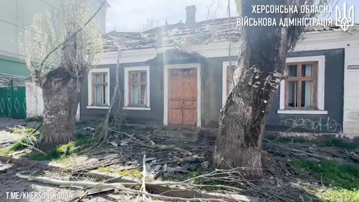 Deadly Russian shelling of Kherson market