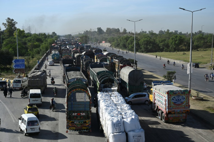 Roadblocks by protesters snarled traffic outside Islamabad