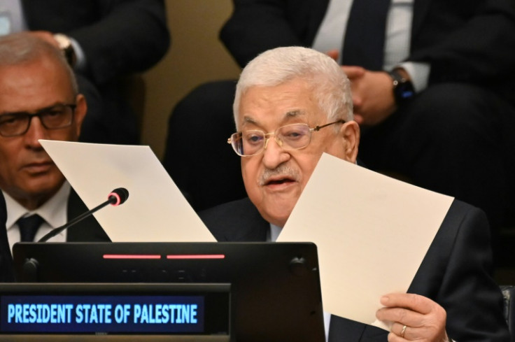 Palestinian president Mahmud Abbas has been invited to China by leader Xi Jinping