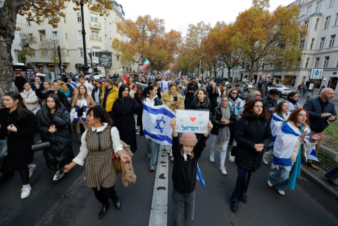 Demonstrators march in support of Israel in Berlin