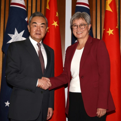 Australian Foreign Minister Penny Wong (R) met with Chinese Foreign Minister Wang Yi in Canberra on Wednesday