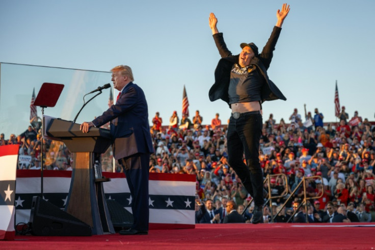 Elon Musk (R) has become an enthusiastic supporter of Donald Trump (L)