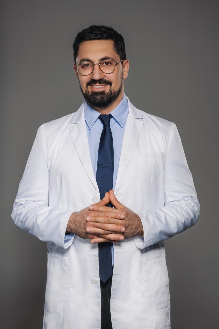 Dr. Vardan Khachatrian